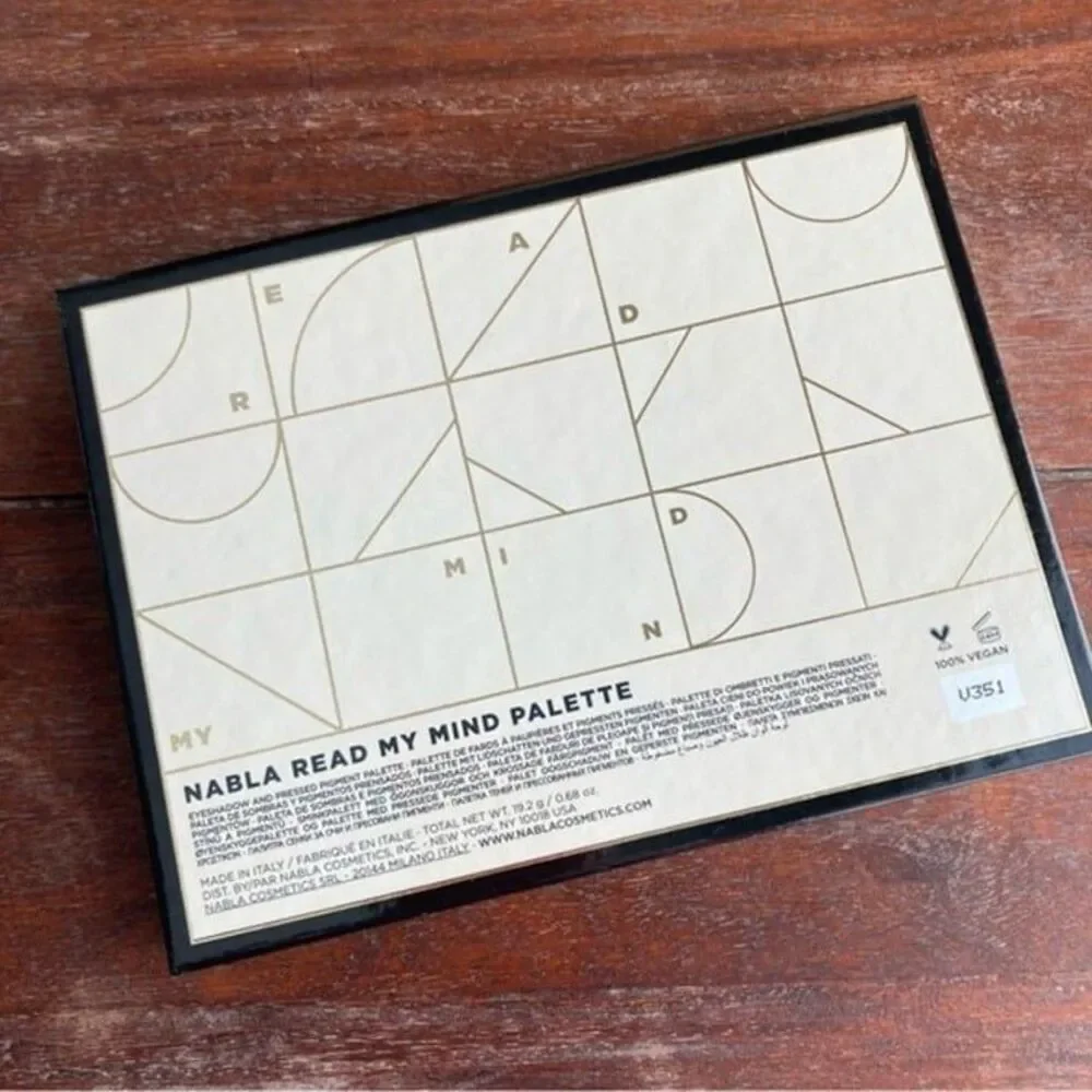 NABLA Read My Mind Eyeshadow Palette - Picture 4 of 10